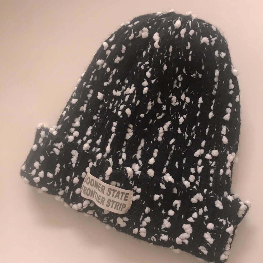 Korean Style Black and White Beanie